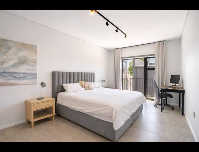 2 BEDROOM PROPERTY TO RENT IN HYDE PARK